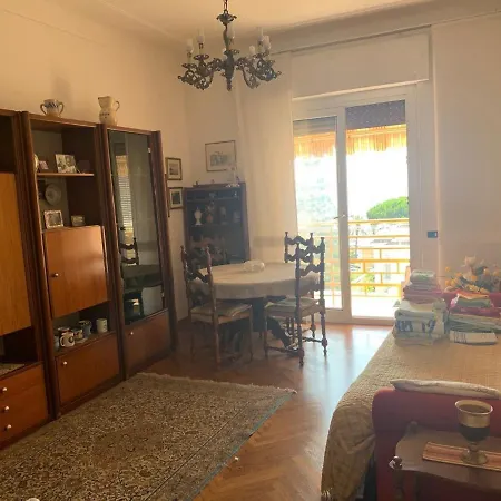 Apartamento Attractive In Near Beach